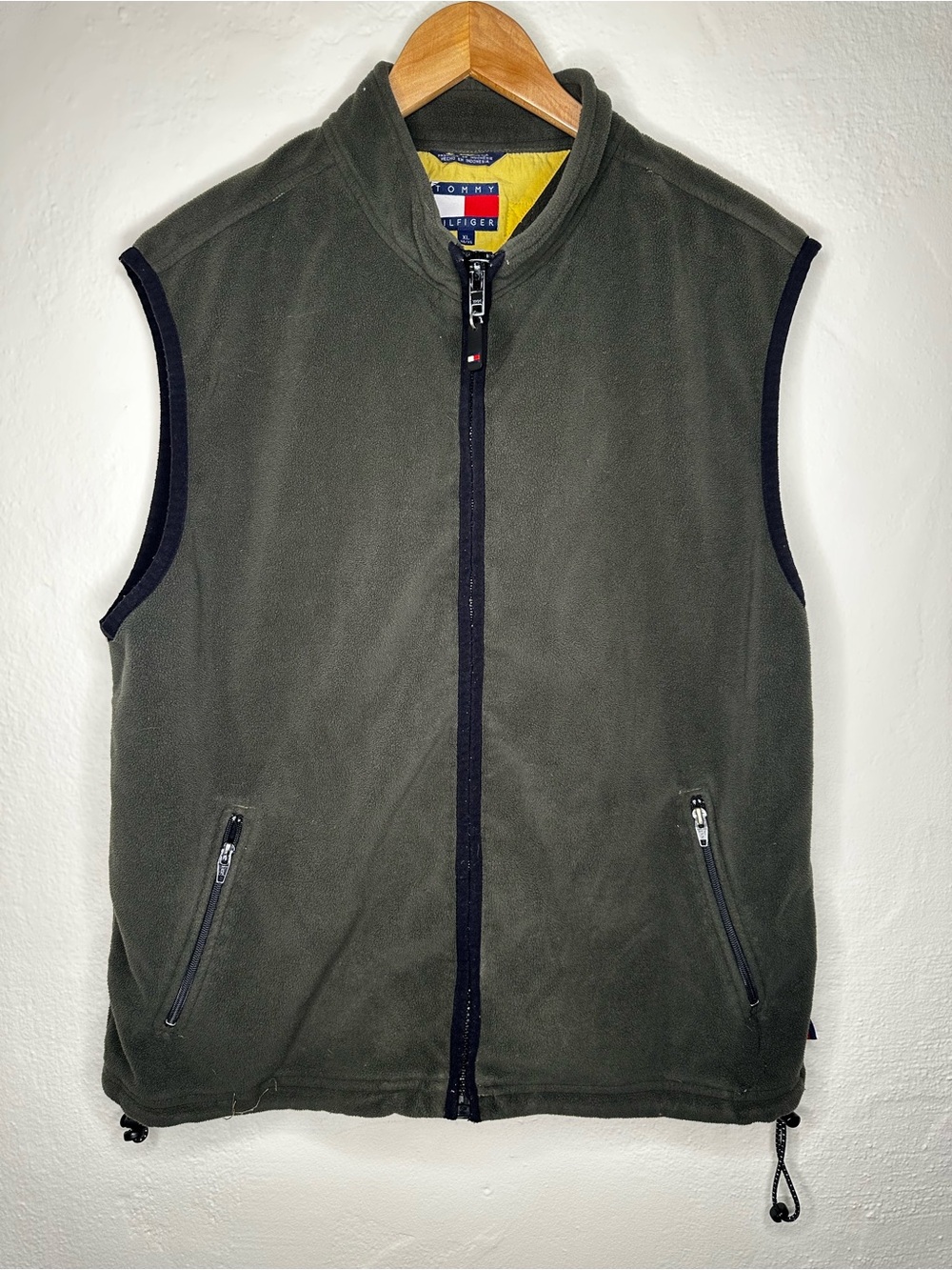 Y2K Tommy Hilfiger Men's Olive Green Fleece Vest